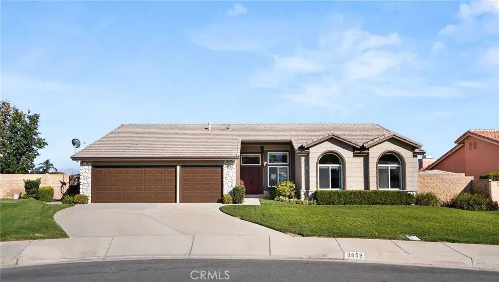 3859 Dove Tree Avenue, Rialto