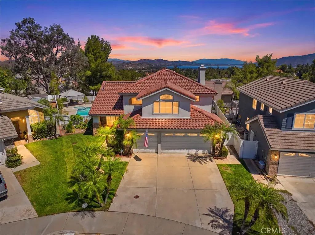 29108 Tradewinds, Lake Elsinore