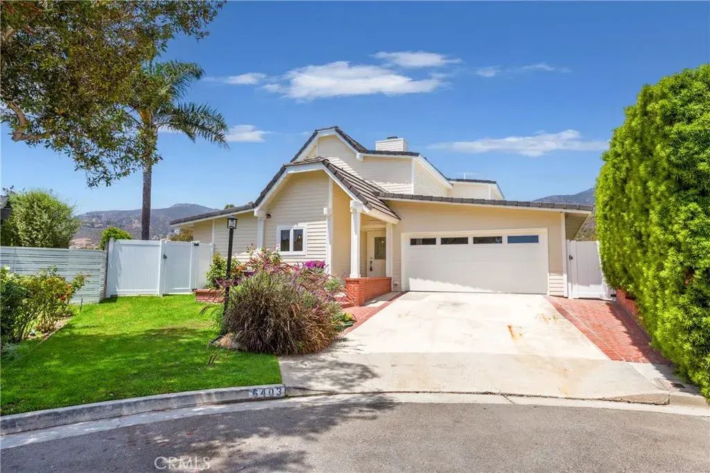 6403 Surfside, Malibu