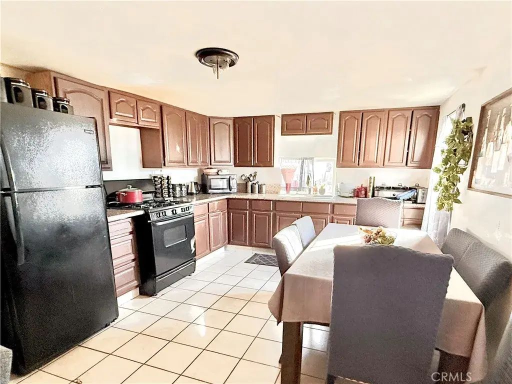 2250 W Darby 24, San Bernardino