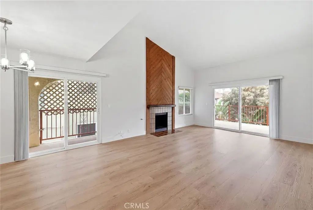 413 Avenue G 4, Redondo Beach
