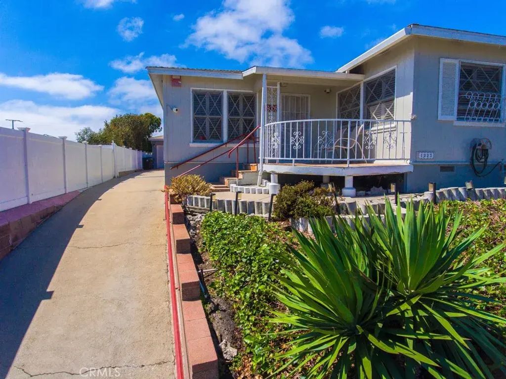 1223 W Elberon, San Pedro