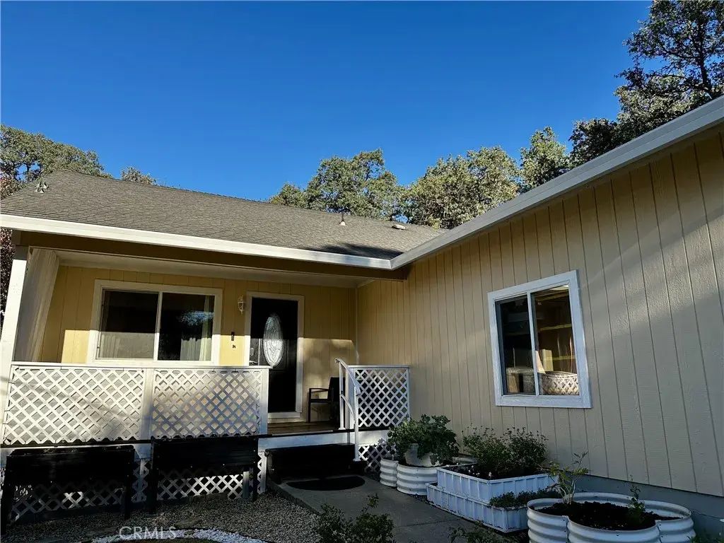6189 Vallejo Avenue, Clearlake