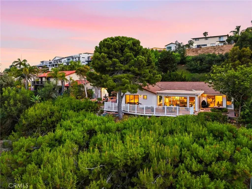 5762 Desert View Drive, La Jolla