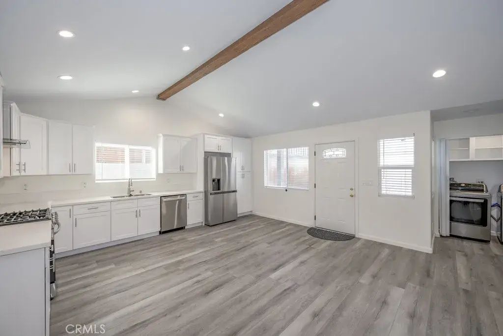 6237 Agnes Avenue, North Hollywood