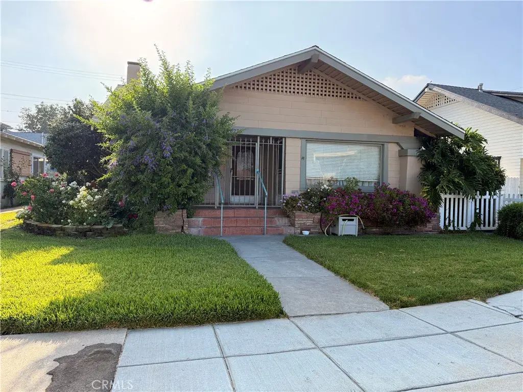 6226 Comstock, Whittier