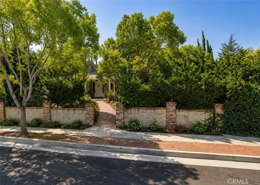 1107 Orange Grove, South Pasadena