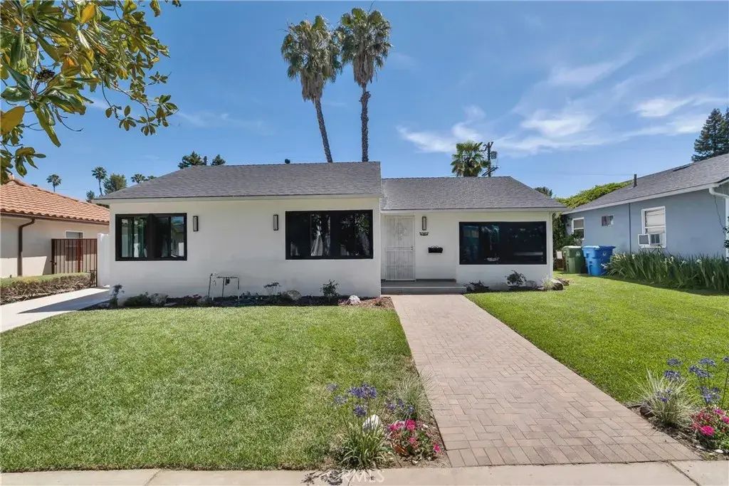 18234 Sugarman Street, Tarzana