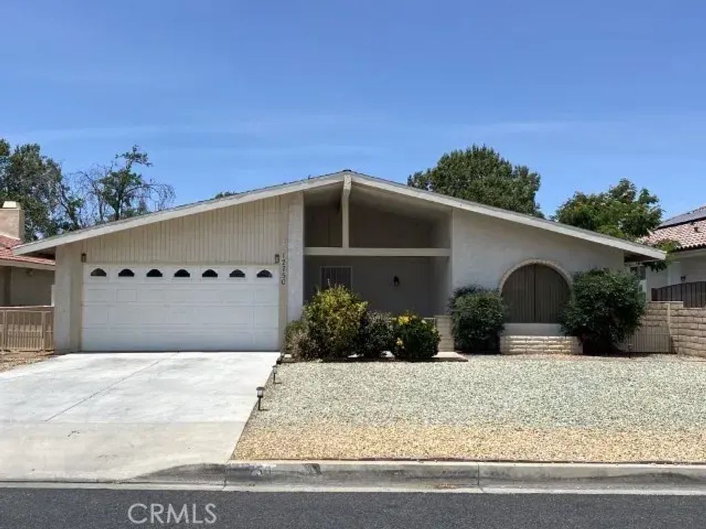 12750 Rolling Ridge, Victorville