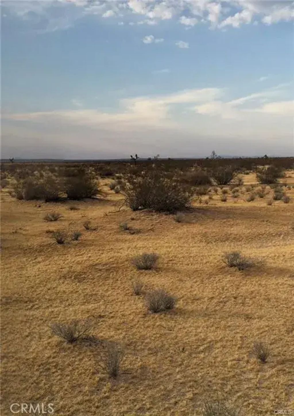 Hills, Adelanto