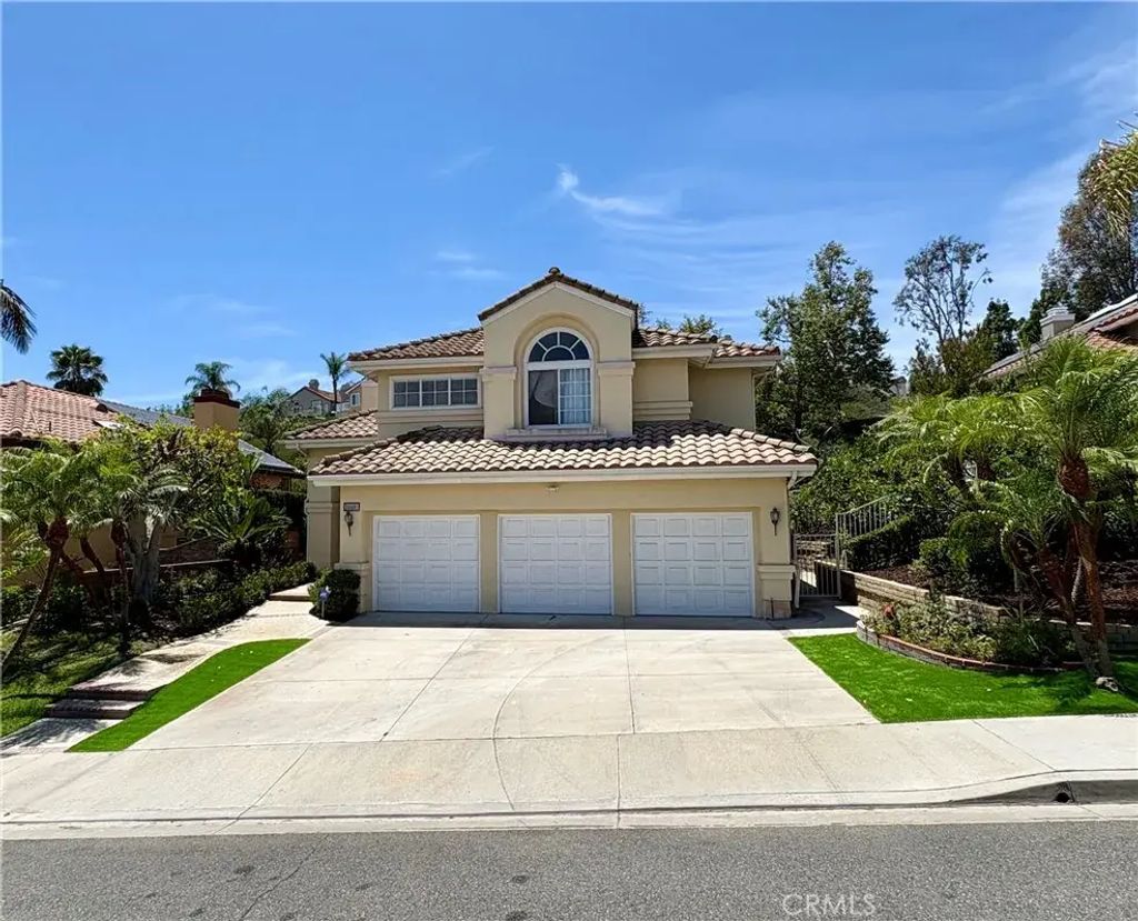 26601 White Oaks, Laguna Hills
