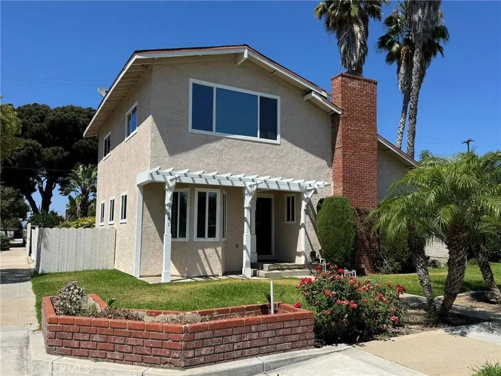 1041 W Acacia, Orange
