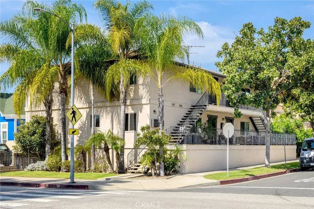 823 E Wilson Avenue C, Glendale