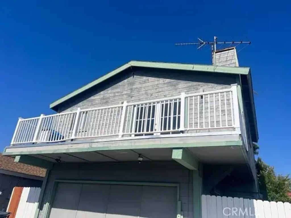 1605 Huntington Street, Huntington Beach
