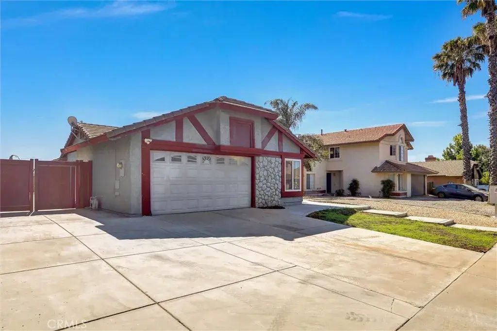 4595 Acapulco Street, San Bernardino