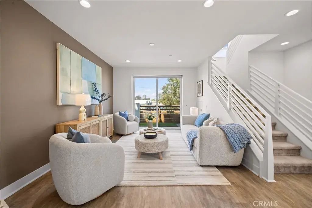 645 W 17th, Costa Mesa