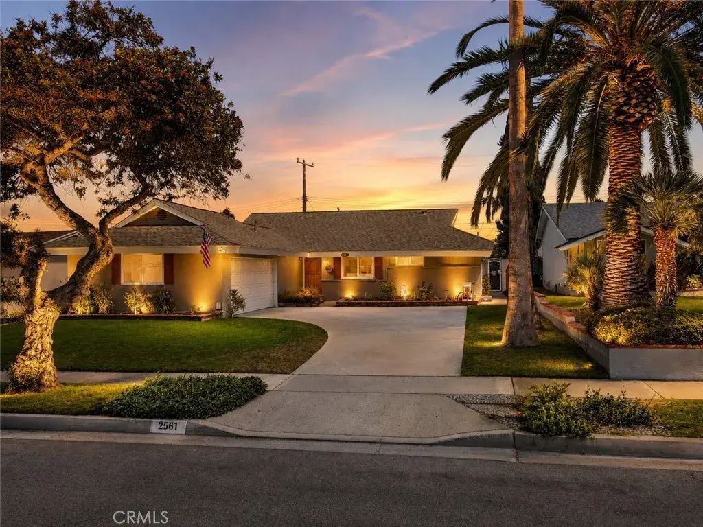 2561 Campbell, La Habra