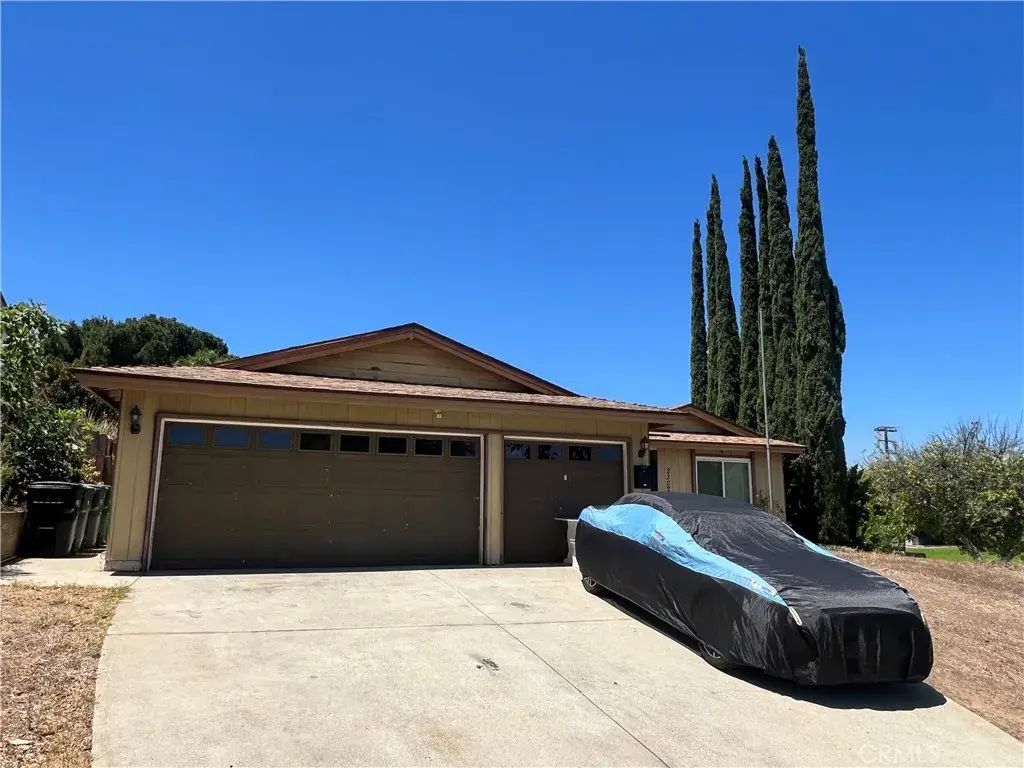 2302 Avenida Del Vista, Corona