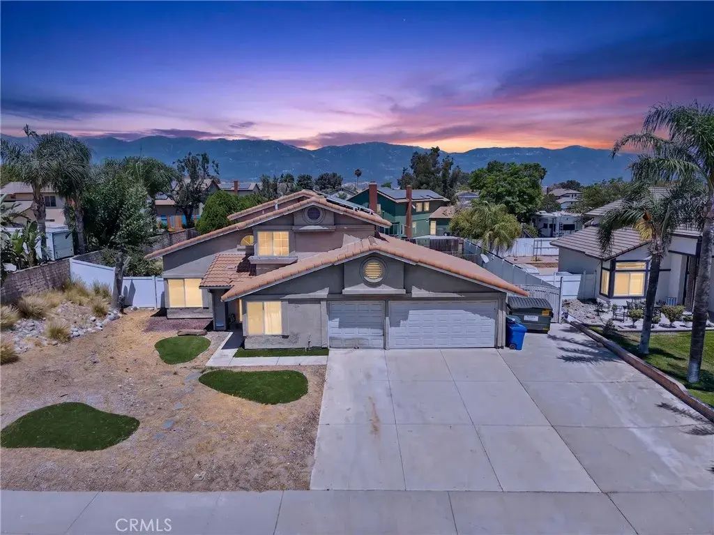 1554 W Via Bello Dr, Rialto