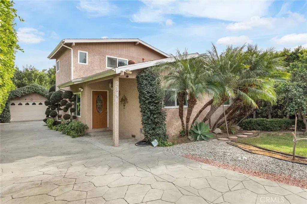 9340 Burnet, North Hills