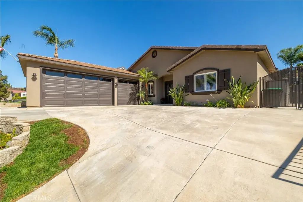 31028 Emperor Drive, Canyon Lake