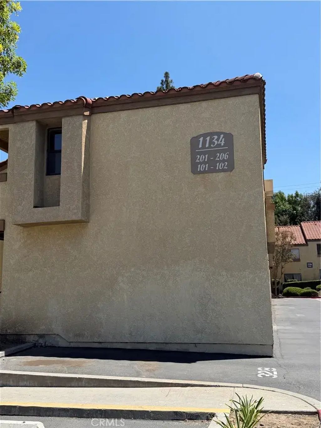 1134 W Blaine, Riverside