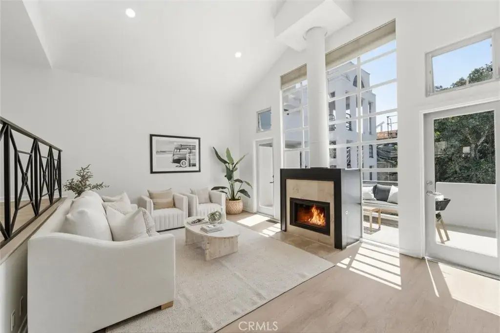 721 3rd Street, Hermosa Beach
