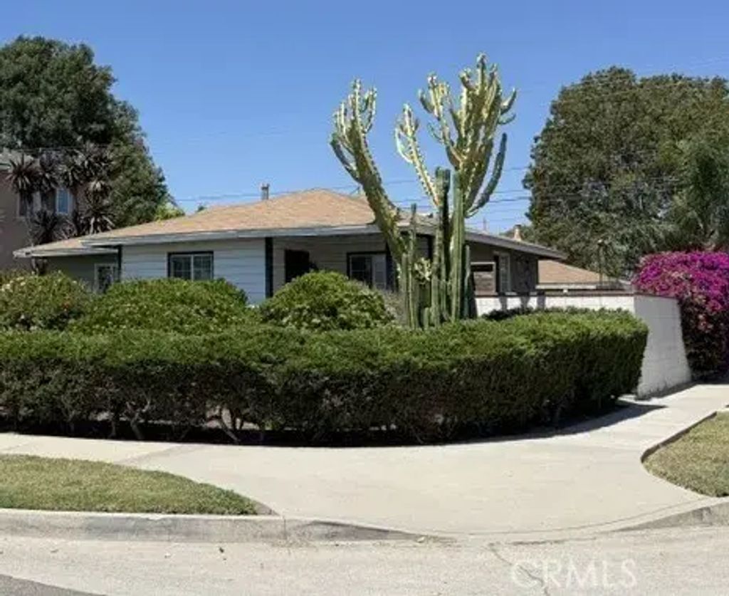 7425 Vicki, Whittier