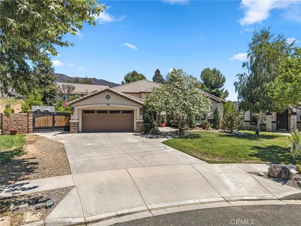 13675 Village Court, Yucaipa