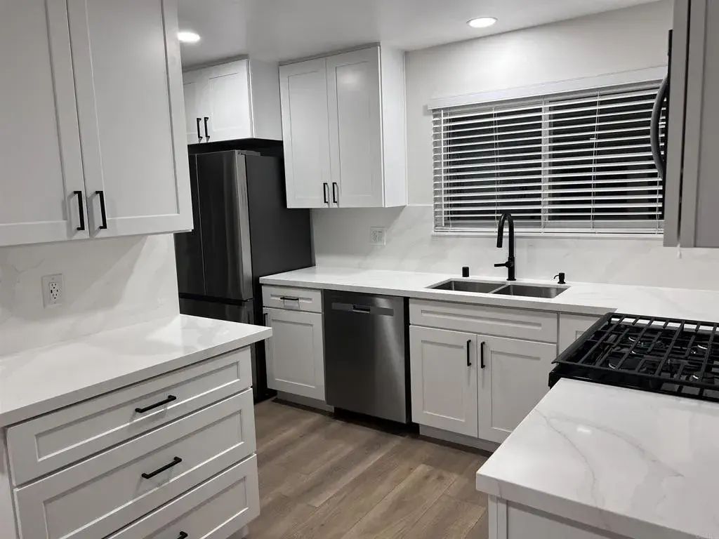 1404 Highridge, Oceanside