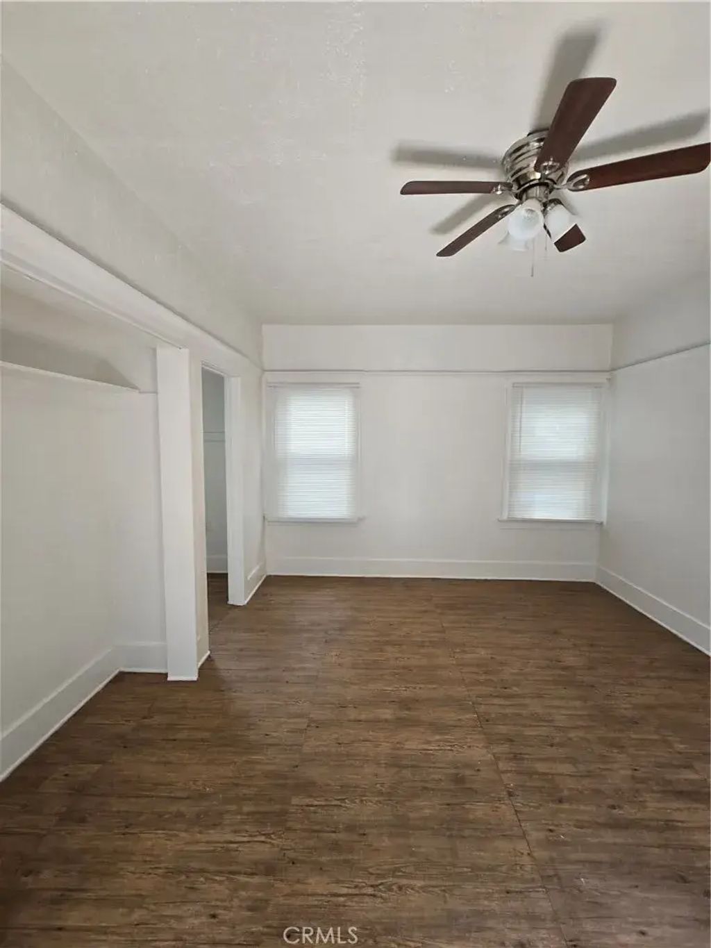 942 E 2nd 12.5, Long Beach