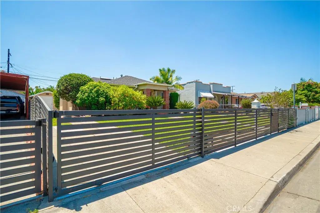 2828 Hill, Huntington Park