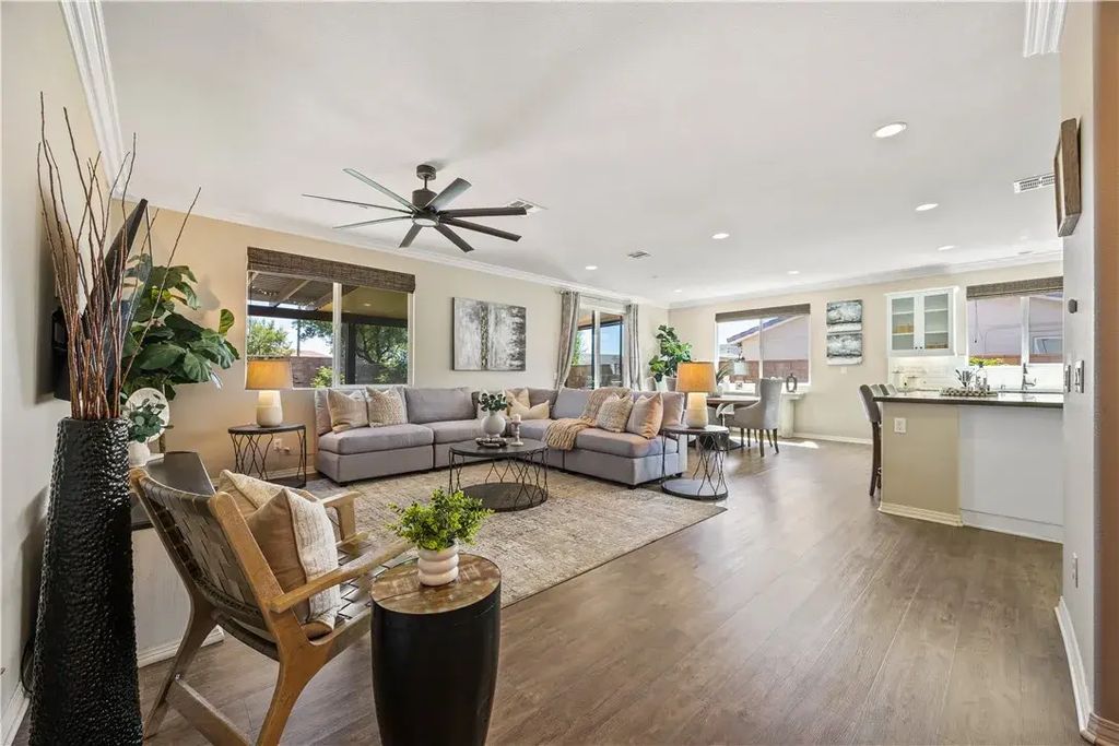 31481 Darlington Oak Drive, Winchester