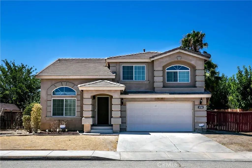 5730 E Avenue R11, Palmdale