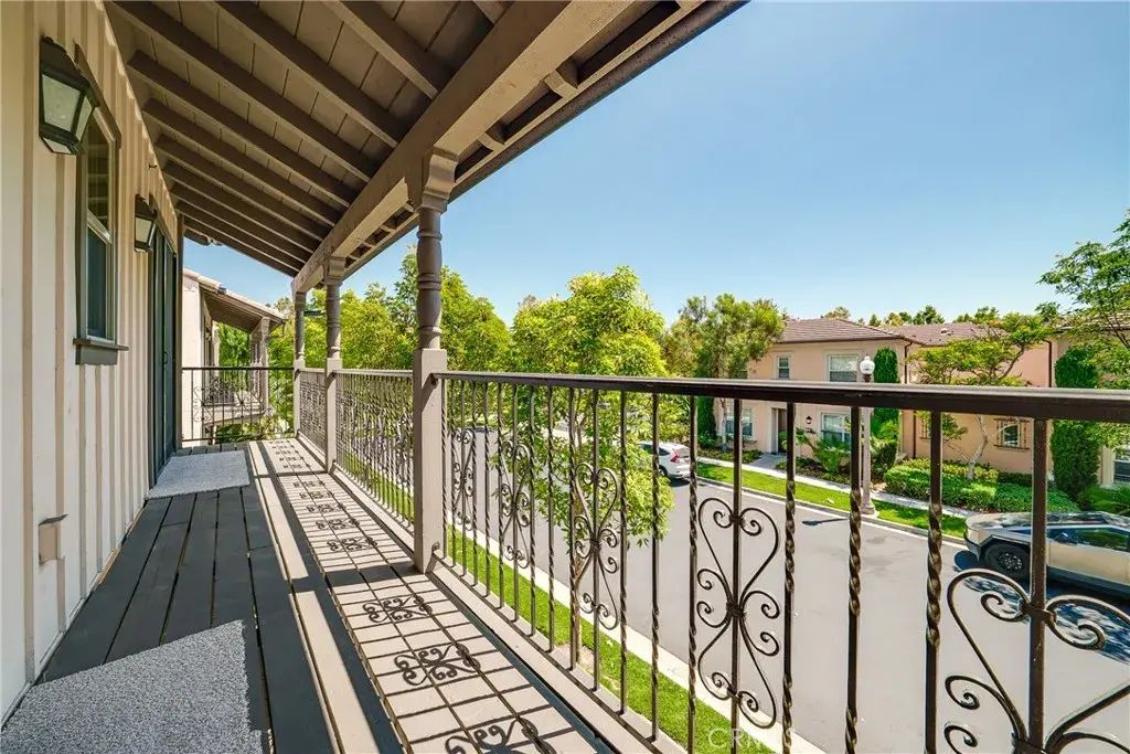 65 Jade Flower, Irvine