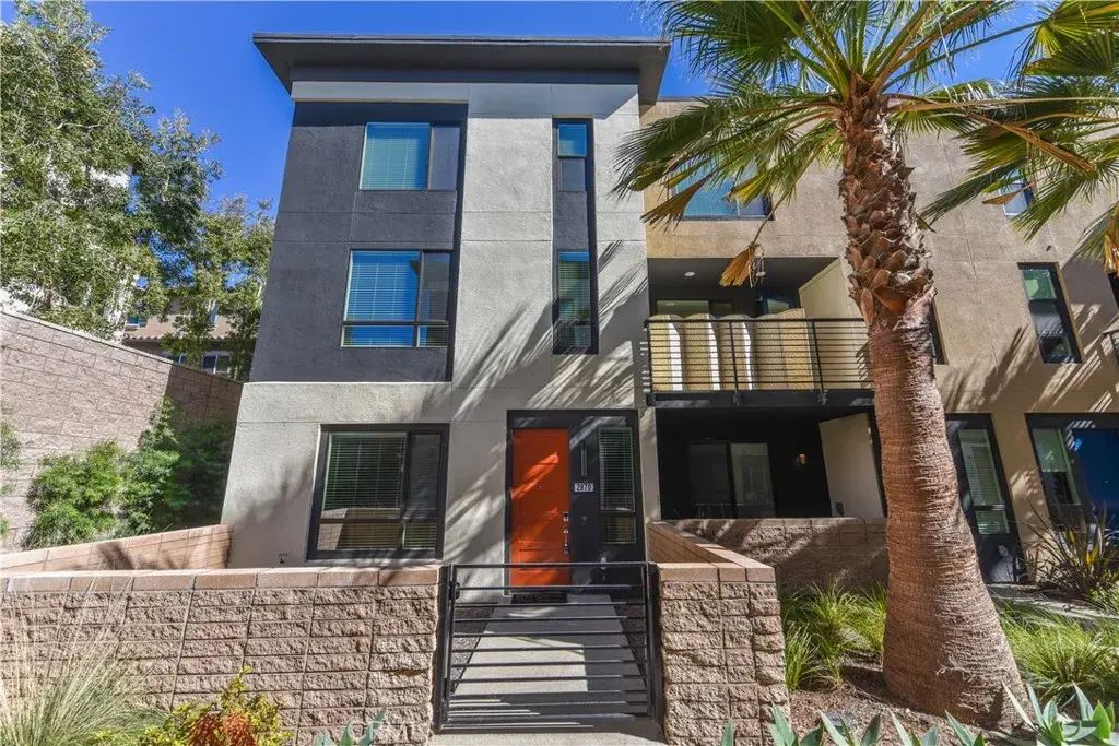 2870 N Glassell, Orange