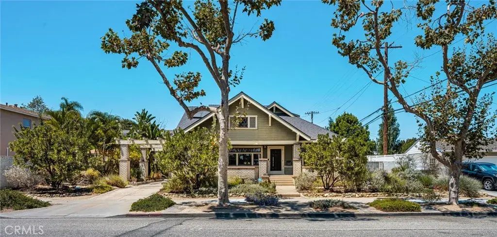 323 E Bixby, Long Beach