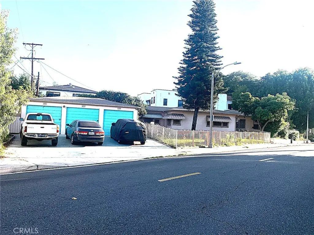 1201 W Woodward, Alhambra