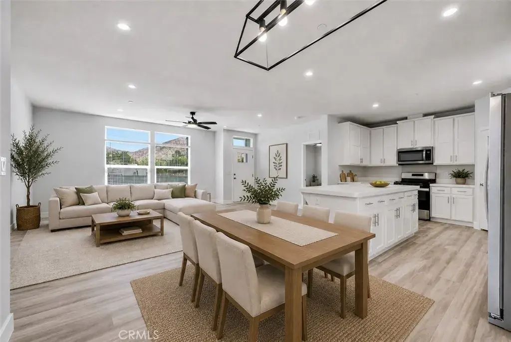 31146 Fretwell, Homeland