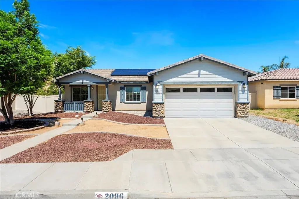 2096 Flourish, San Jacinto
