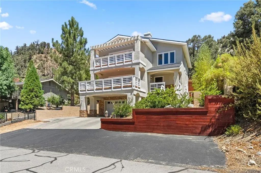 1102 Rivera Drive, Wrightwood