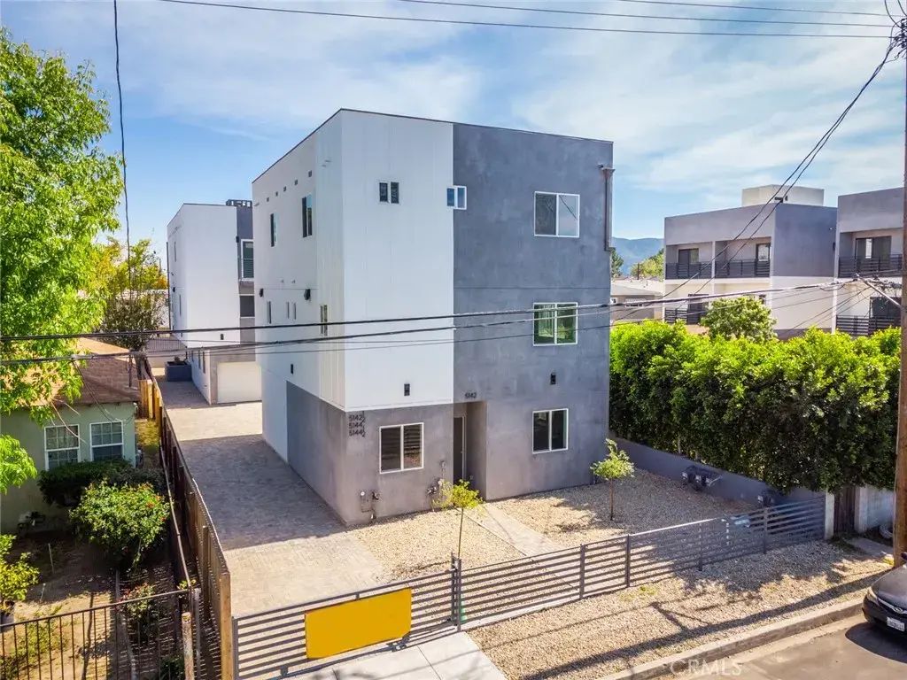 5142 Riverton, North Hollywood