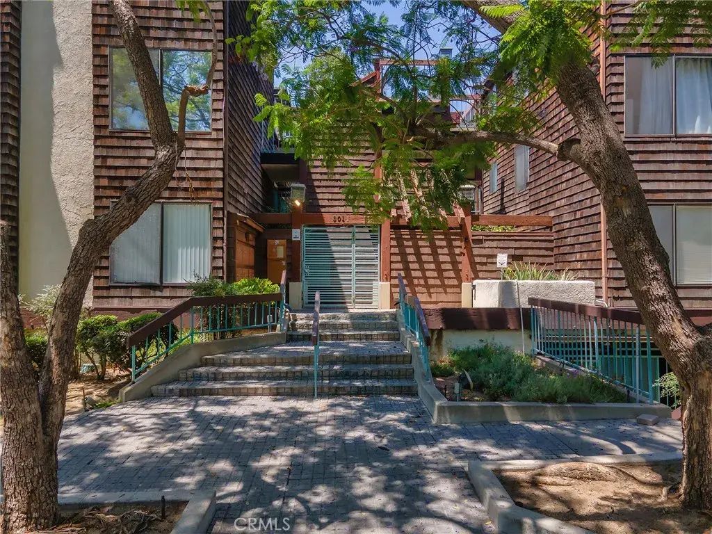 301 N Belmont Street 105, Glendale