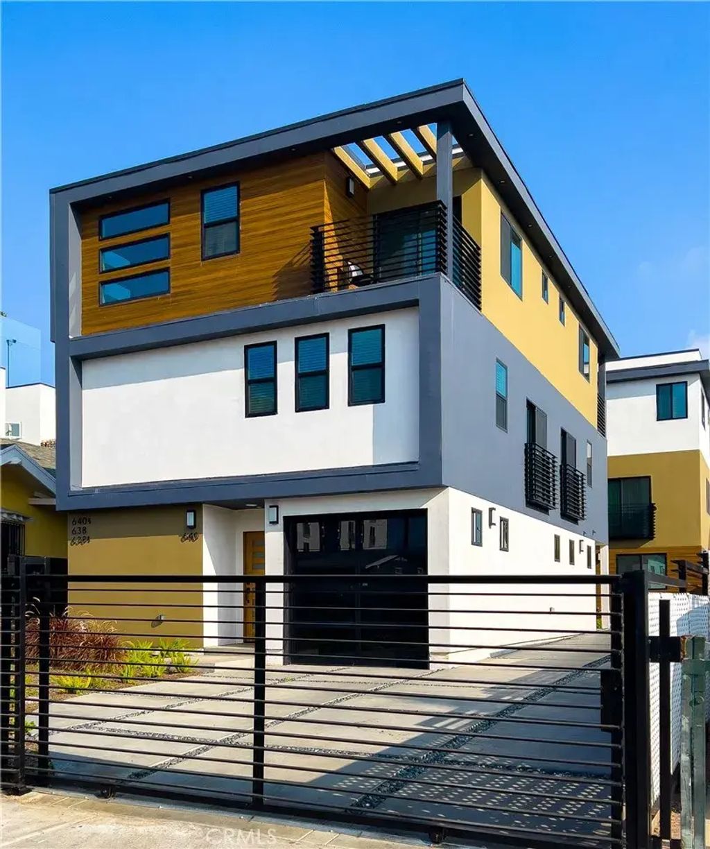 638 Serrano, Los Angeles