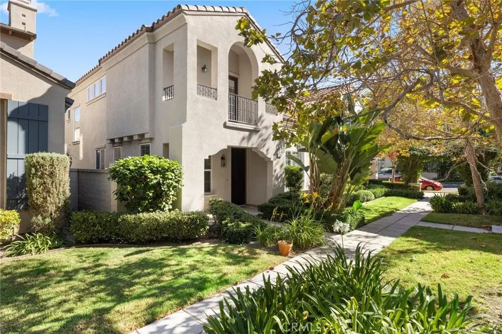 209 Terra Cotta, Irvine