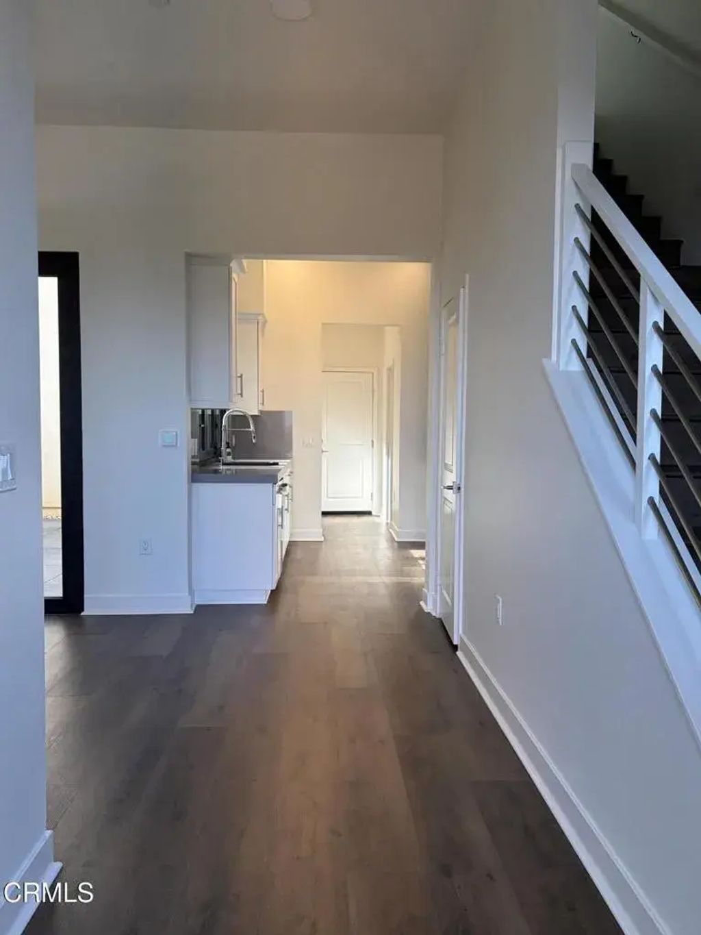 1260 E Thompson Boulevard 106, Ventura