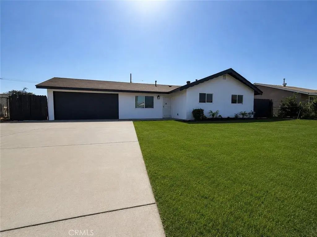 10807 Dumond, Bloomington