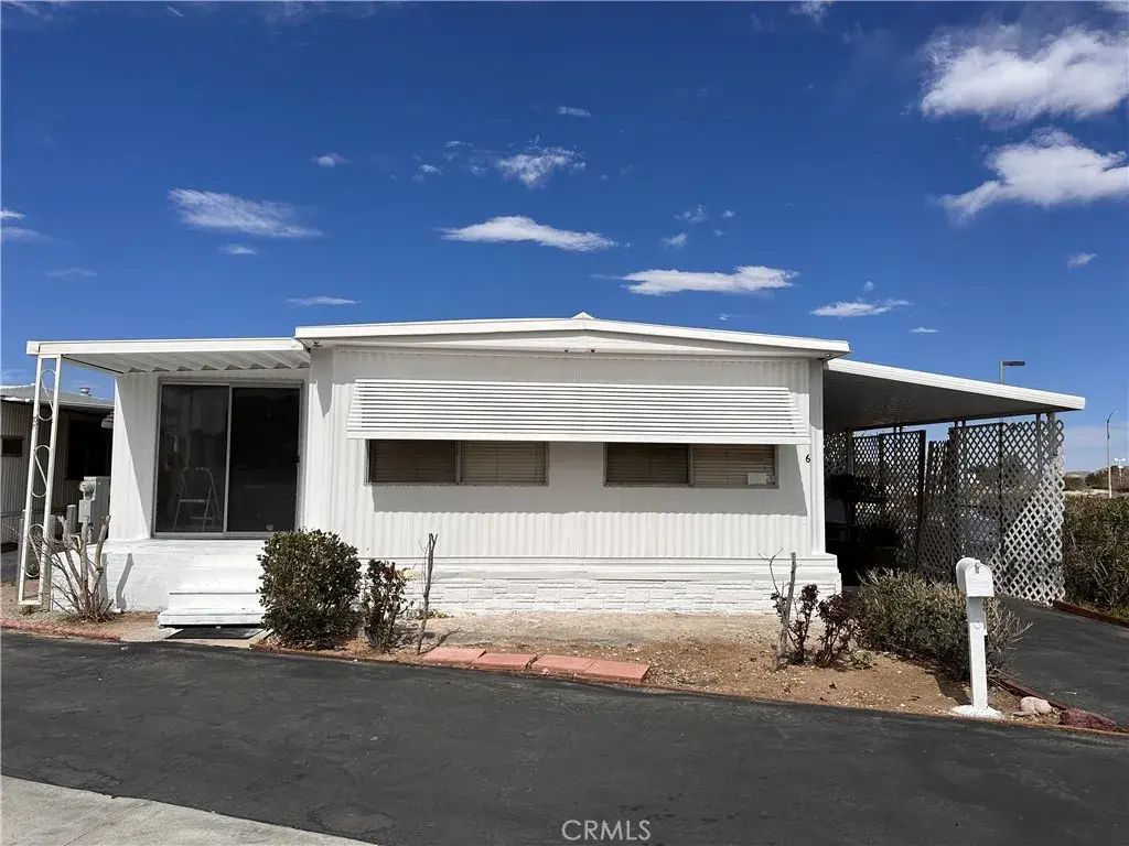 14411 Palmdale 6, Victorville