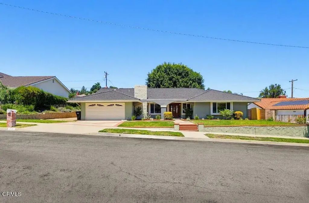 1921 Nowak Avenue, Thousand Oaks