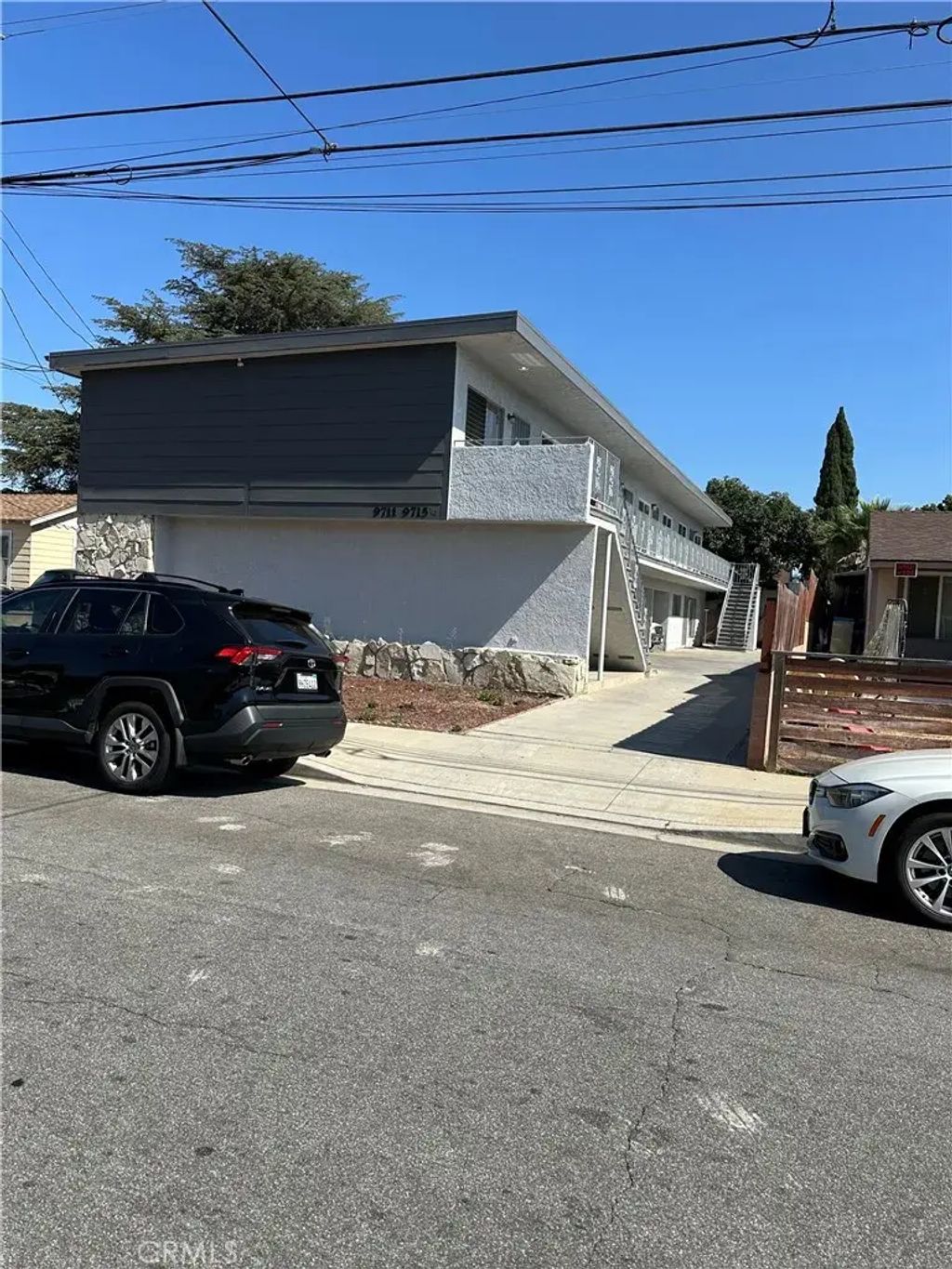 9711 Laurel, Bellflower
